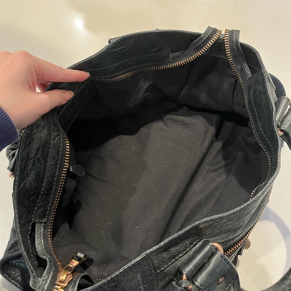 Balenciaga Classic Part Time Bag in Black with Rosegold Hardware - Picture 7 of 14